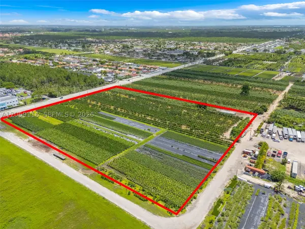 142 Av SW 184 St, Unincorporated Dade, FL 33177
