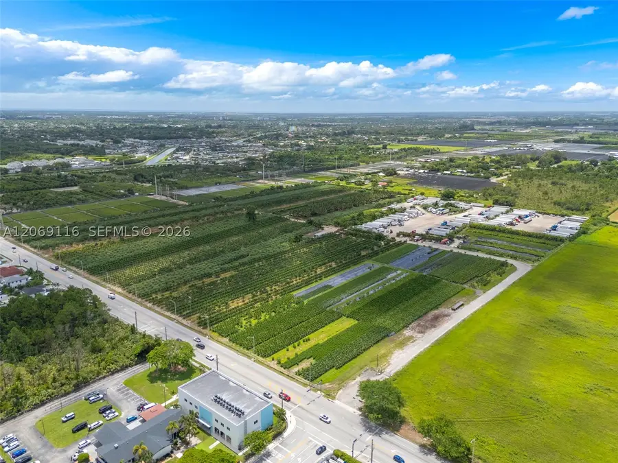 142 Av SW 184 St, South Miami Heights, FL 33177 - #2