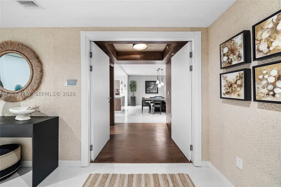 435 Bayshore Dr #703, Fort Lauderdale, FL 33304 - #2