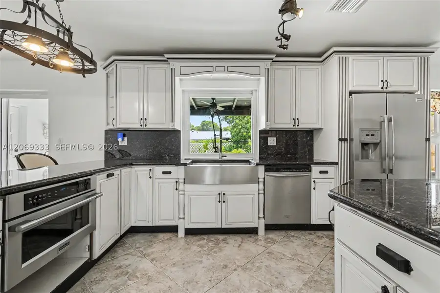8460 SW 201st St, Cutler Bay, FL 33189 - #2