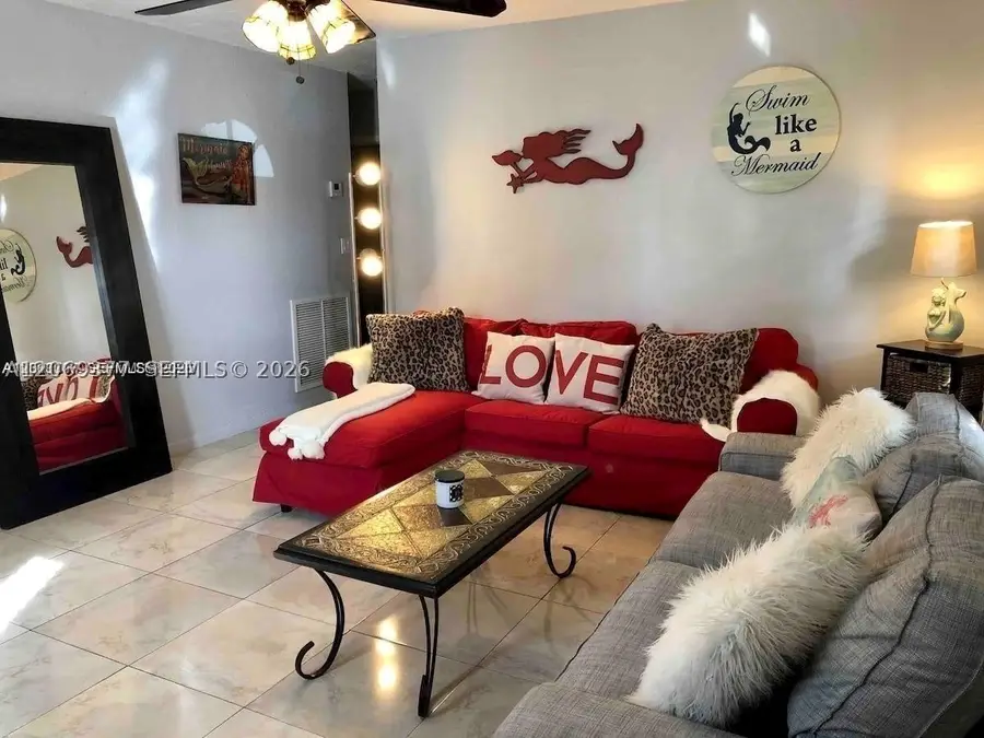 2411 Hayes St, Hollywood, FL 33020 - #2