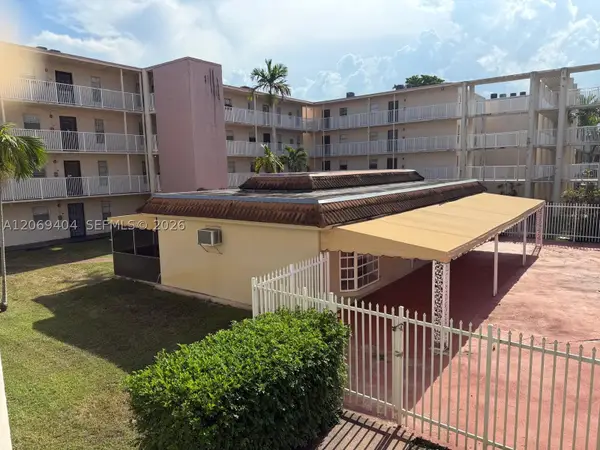2800 NW 56th Ave #E206, Lauderhill, FL 33313
