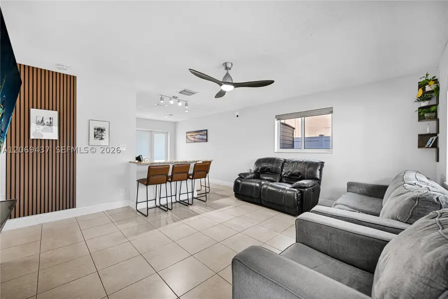 2710 NW 54th St, Tamarac, FL 33309 - #3