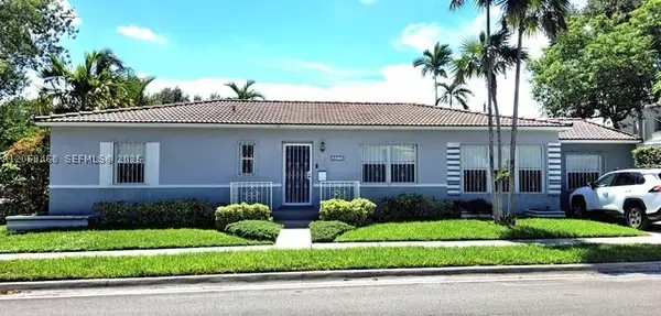 2470 SW 23rd Ave, Coral Gables, FL 33145