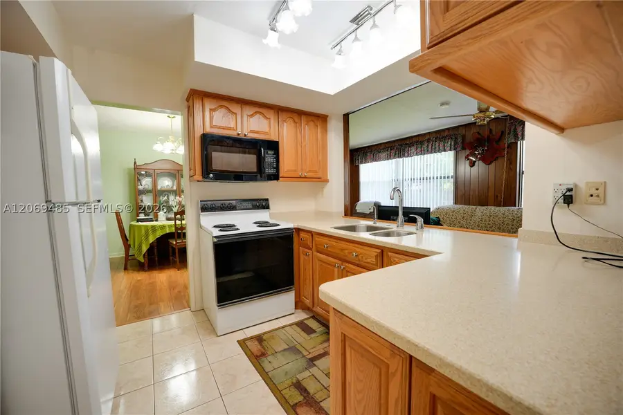7516 Taft St, Hollywood, FL 33024 - #3