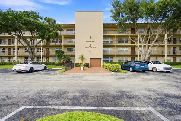 13455 SW 9th Ct #301J, Pembroke Pines, FL 33027