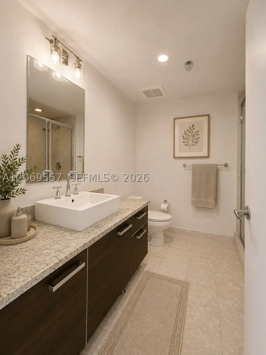 185 SW 7th St #4100, Miami, FL 33130 - #2