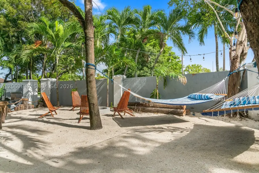 12141 Walsh Blvd, Miami, FL 33184 - #3