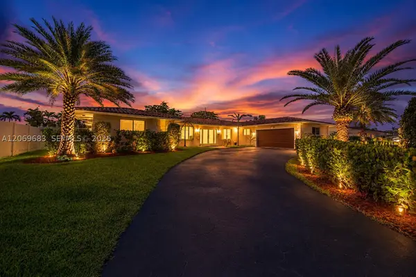 4812 Van Buren St, Hollywood, FL 33021
