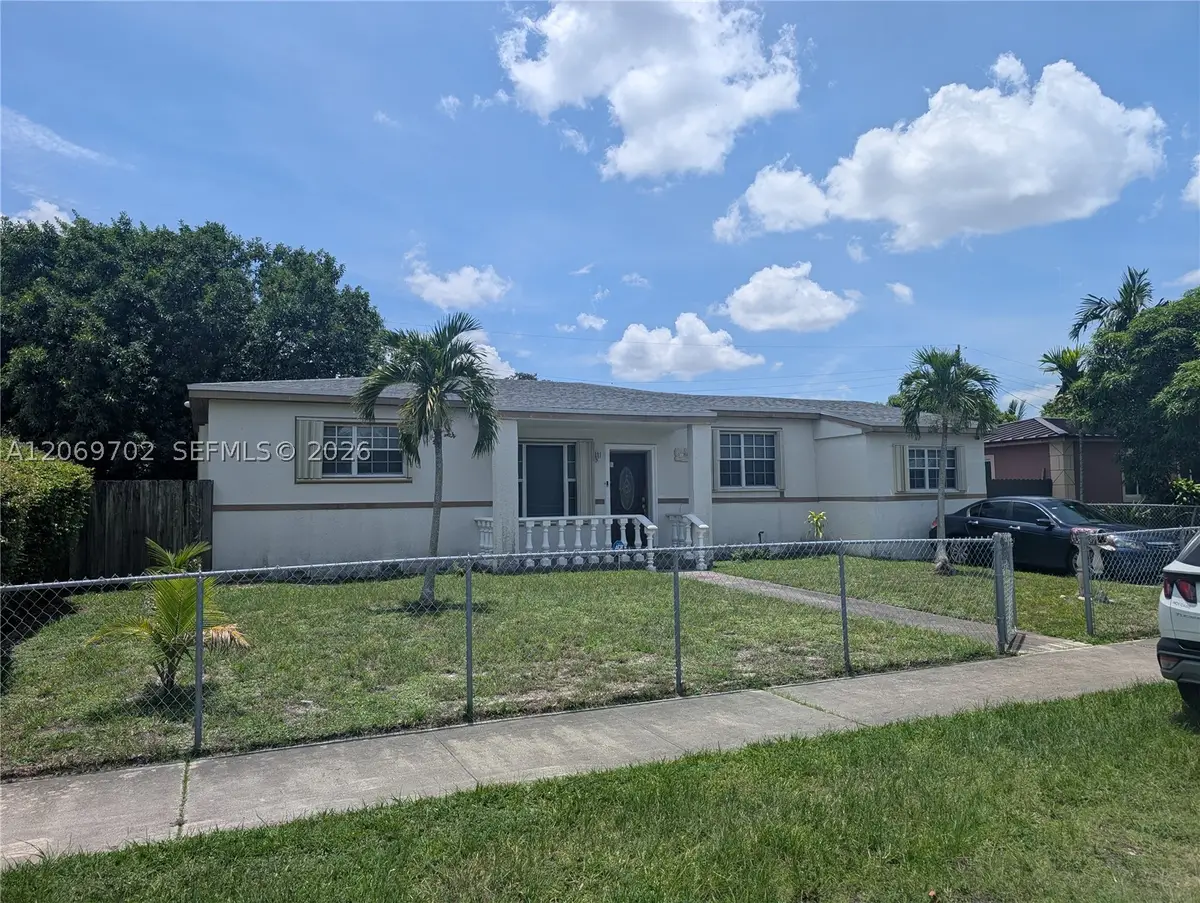 560 NW 184th Ter, Miami Gardens, FL 33169 - #1
