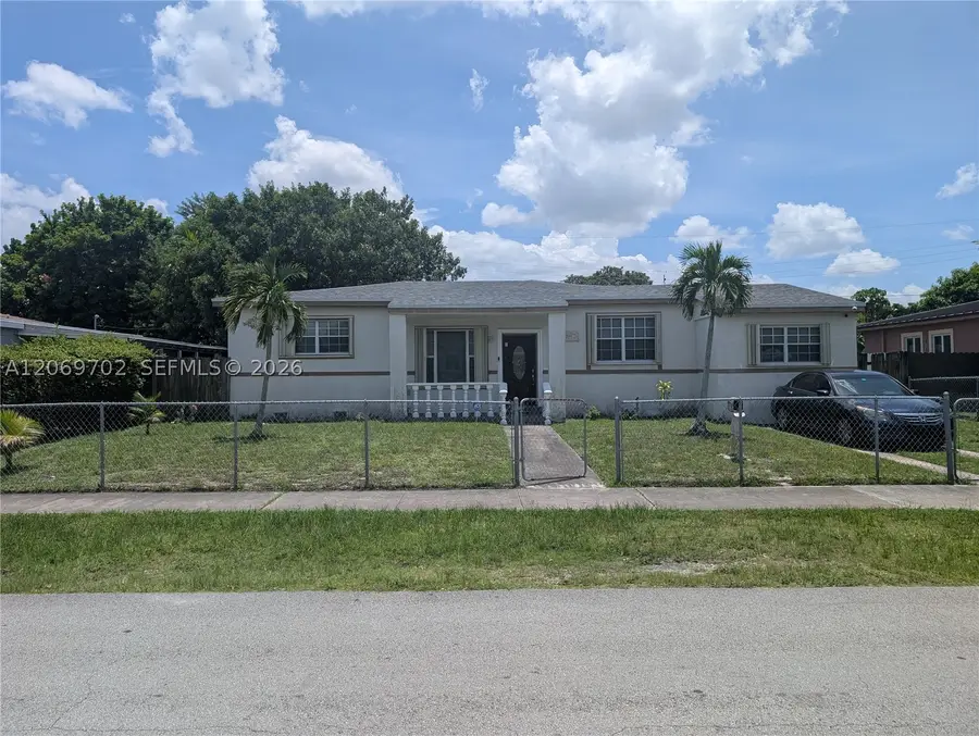560 NW 184th Ter, Miami Gardens, FL 33169 - #3