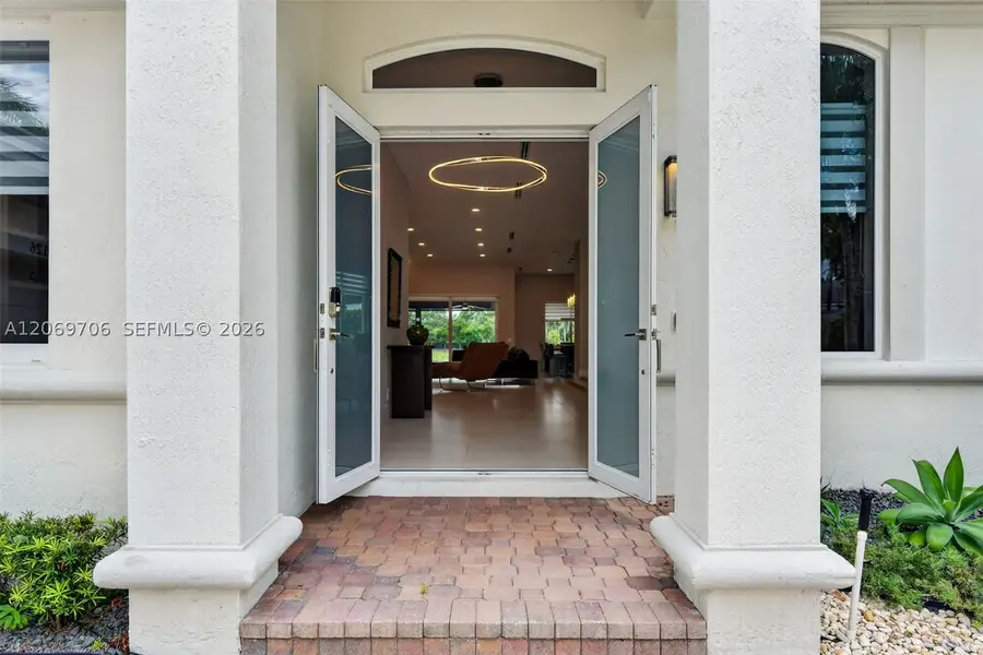 2126 Quail Roost Dr, Weston, FL 33327 - #3