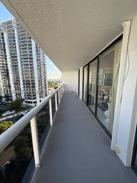 20505 E Country Club Dr #1036, Aventura, FL 33180 - #3