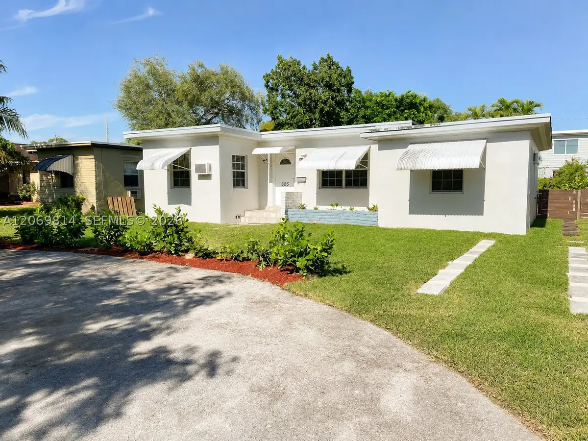 325 NE 108th St, Miami, FL 33161 - #1