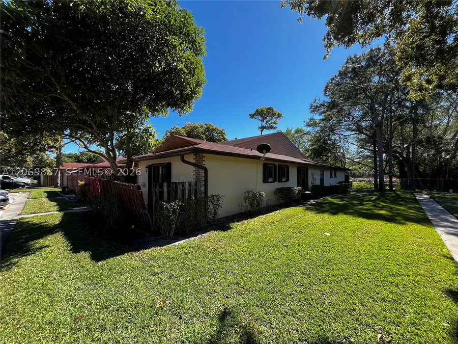 4296 Woodstock Dr #A, West Palm Beach, FL 33409 - #3