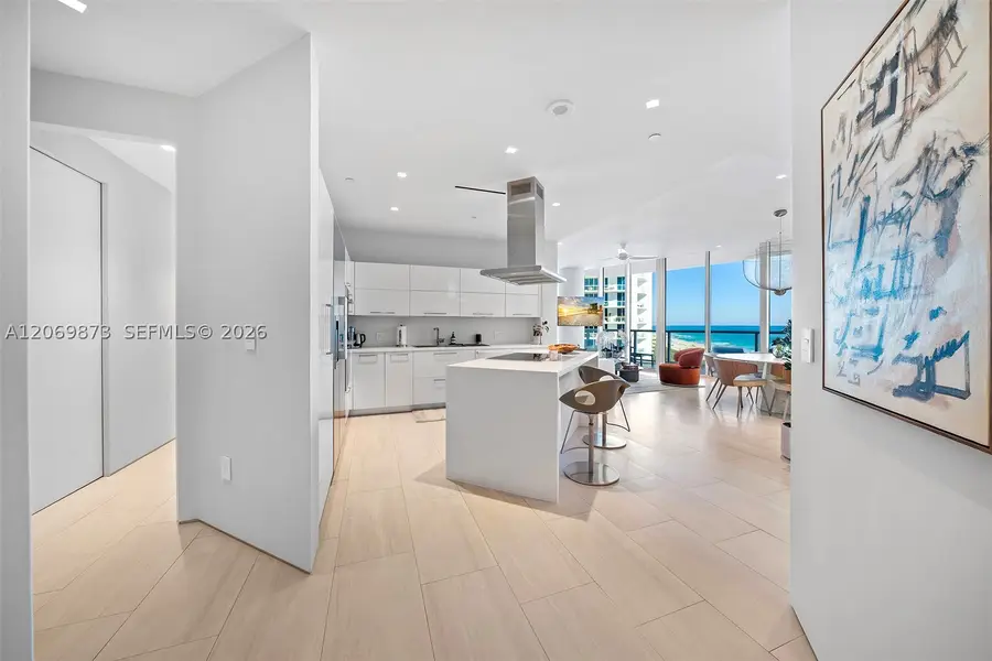 100 S Pointe Dr #1409, Miami Beach, FL 33139 - #2