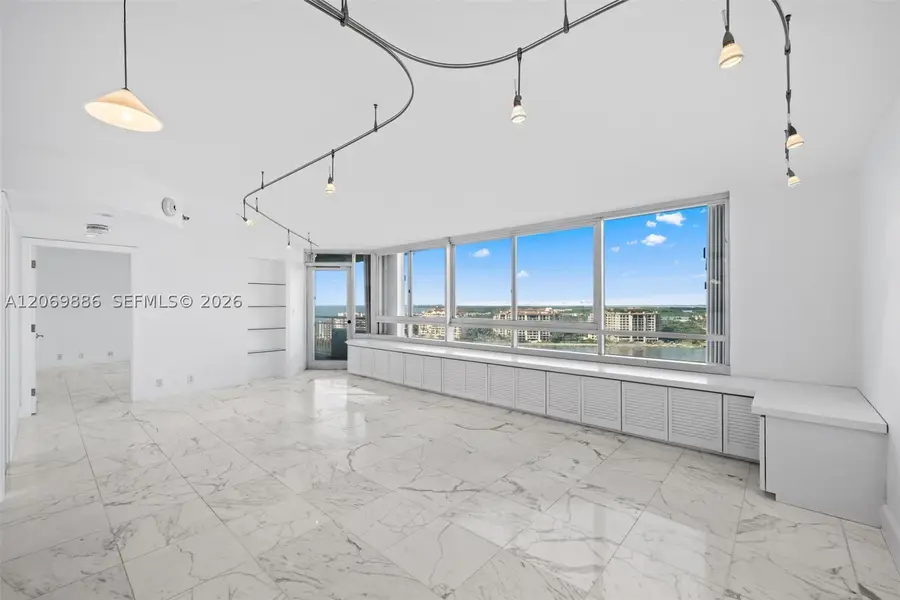 400 S Pointe Dr #1905, Miami Beach, FL 33139 - #2
