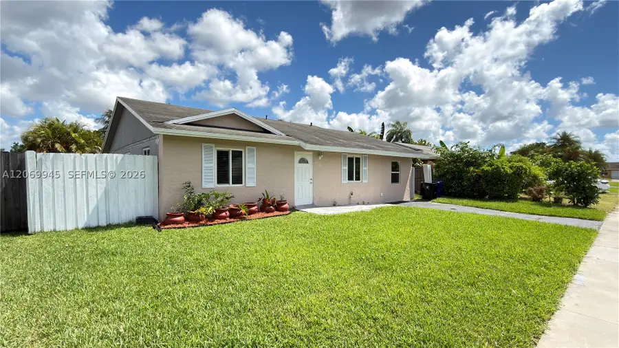 8151 SW 7th St, North Lauderdale, FL 33068 - #2