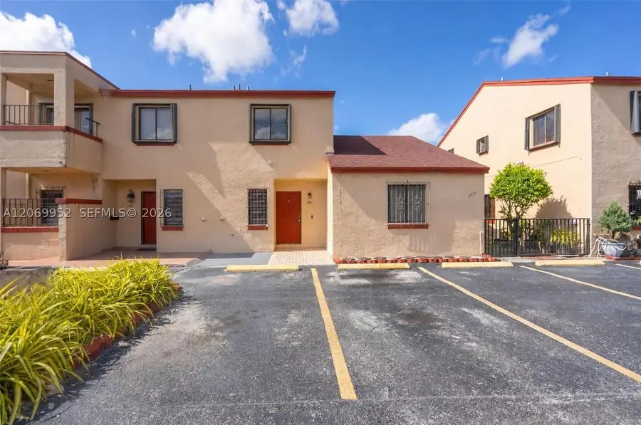 2421 W 52nd Pl #2-1, Hialeah, FL 33016 - #2