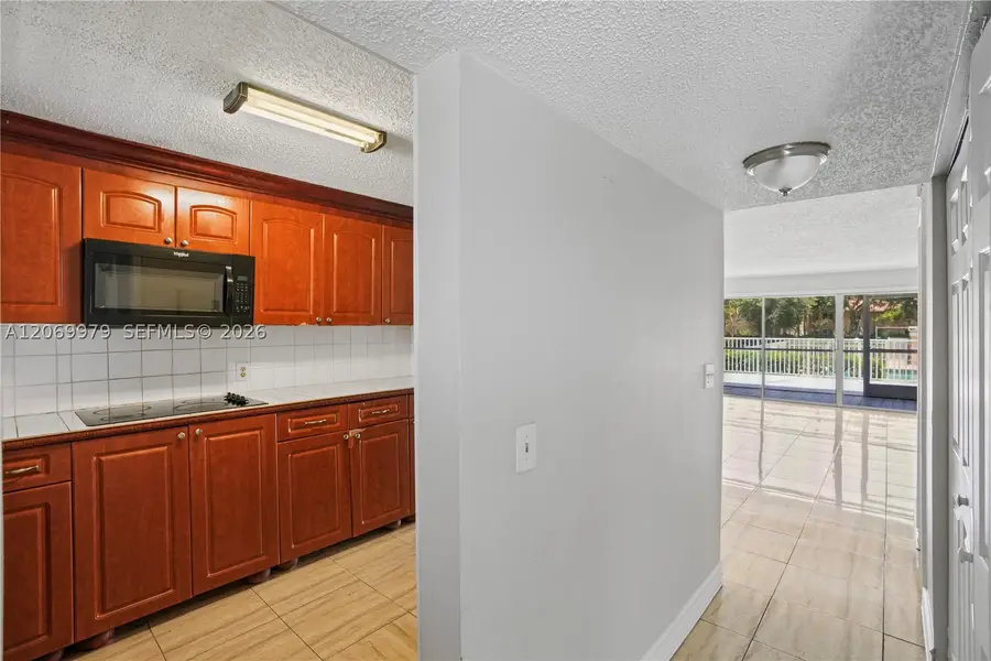 661 N University Dr #1-103, Pembroke Pines, FL 33024 - #2