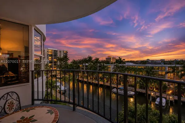3051 NE 48th St #406, Fort Lauderdale, FL 33308