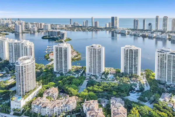 3000 Island Blvd #1106, Aventura, FL 33160