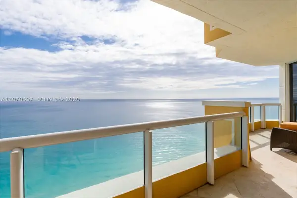 17875 Collins Ave #4001, Sunny Isles Beach, FL 33160