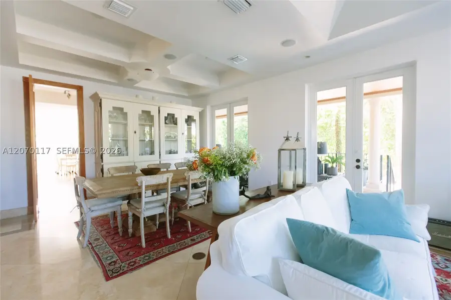 335 W Enid Dr, Key Biscayne, FL 33149 - #3
