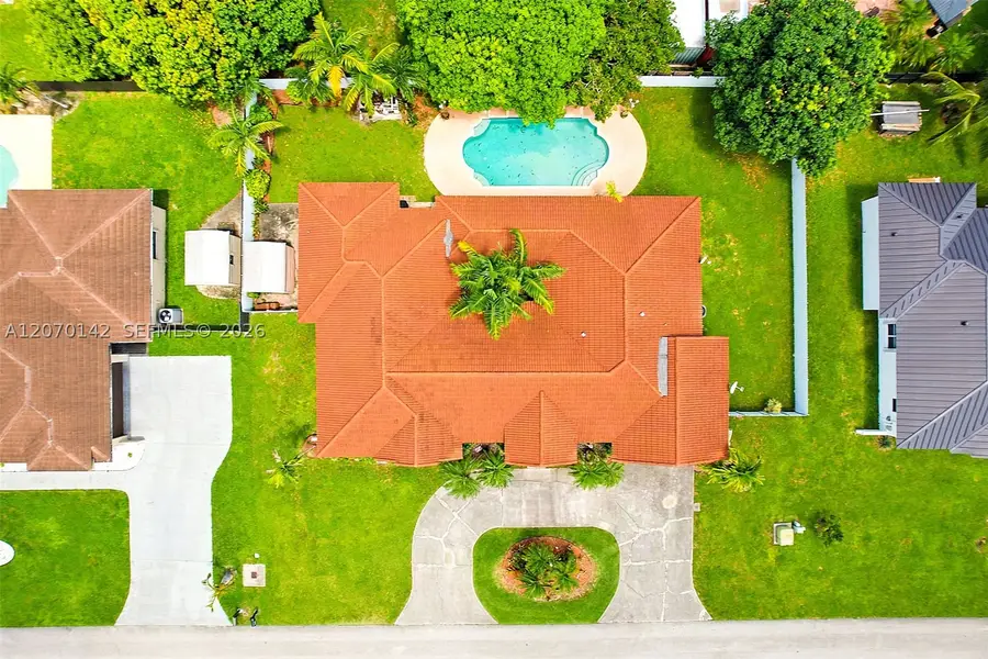 15735 SW 153rd Ave, Miami, FL 33187 - #2
