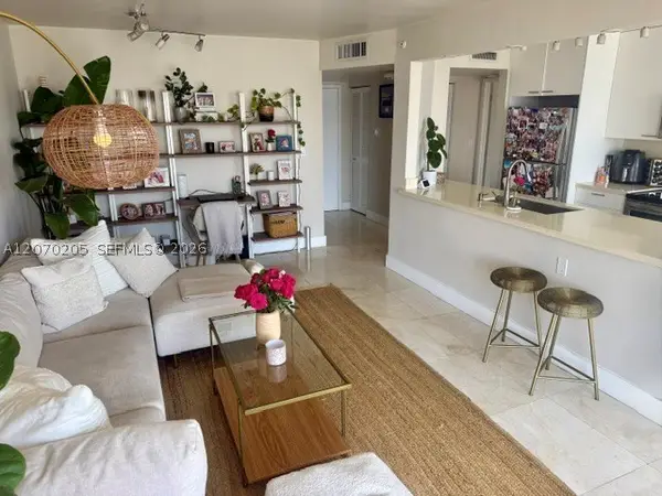 1688 West Ave #906, Miami Beach, FL 33139