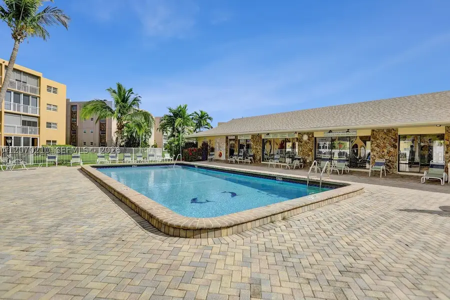 325 SE 11th Ter #107, Dania Beach, FL 33004 - #2