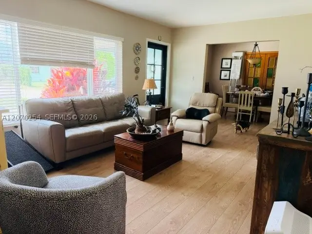 245 W 60th St, Hialeah, FL 33012 - #3