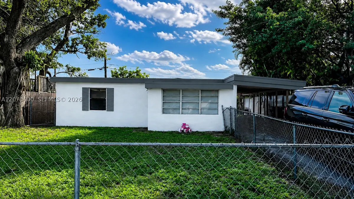 5632 SW 39th St, West Park, FL 33023 - #1