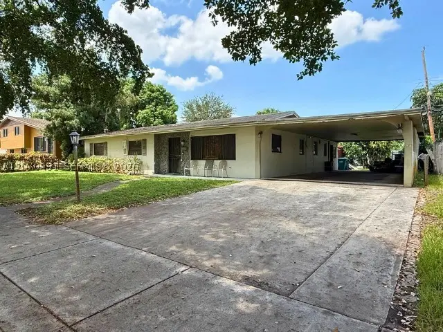 18600 NW 38th Ct, Miami Gardens, FL 33055 - #3