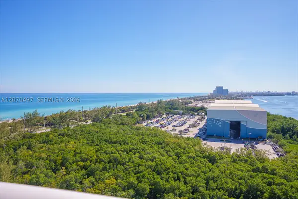 100 Bayview Dr #1626, Sunny Isles Beach, FL 33160