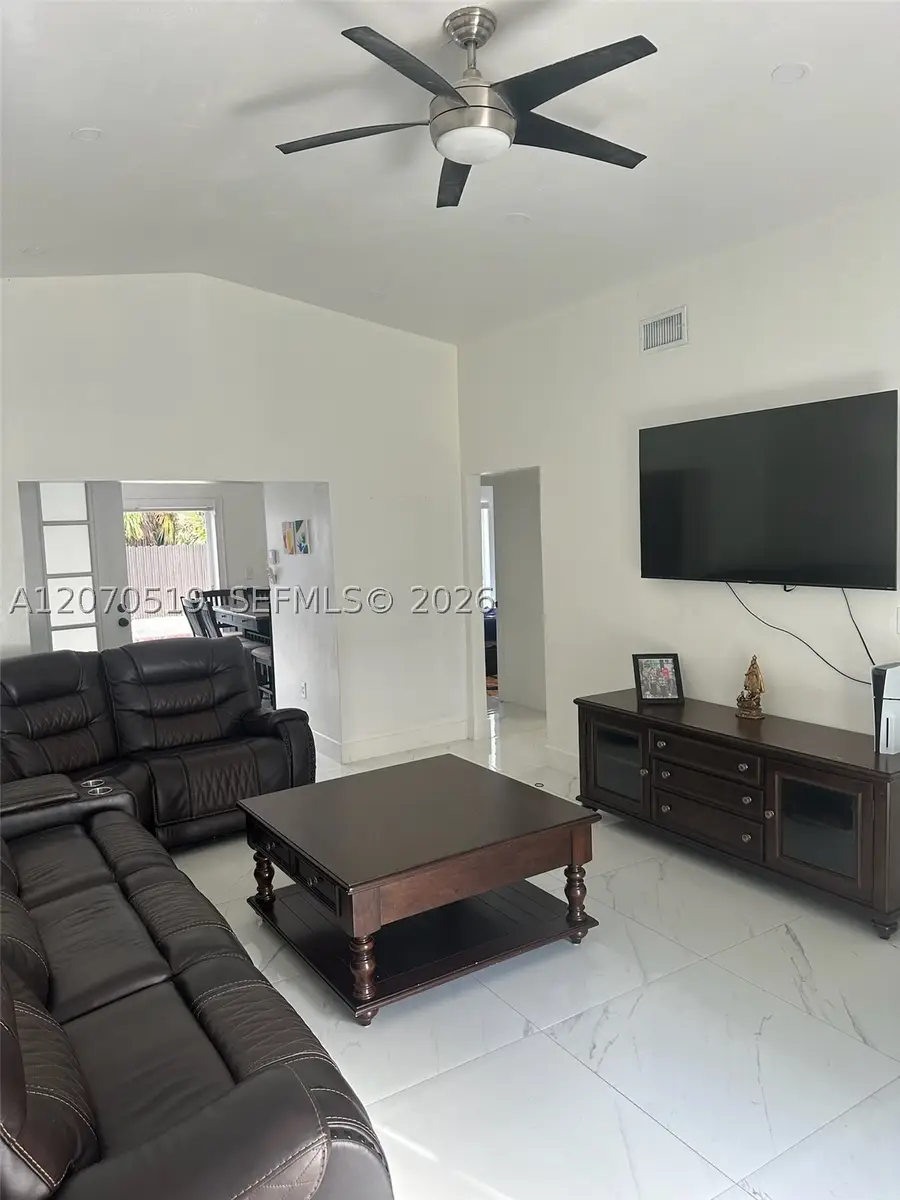 11818 SW 273rd Ln, Homestead, FL 33032 - #2