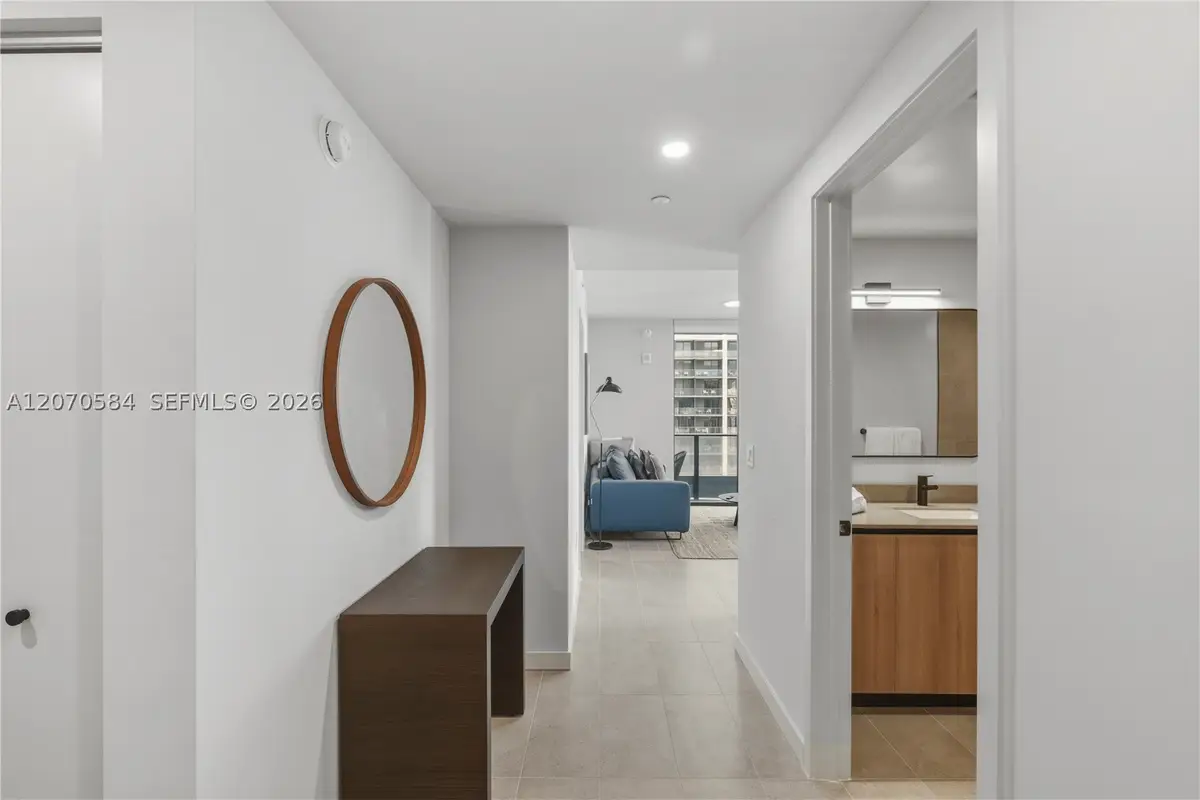 121 NE 5th St #3312, Miami, FL 33132 - #1