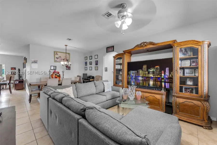 18984 SW 319th St, Homestead, FL 33030 - #3