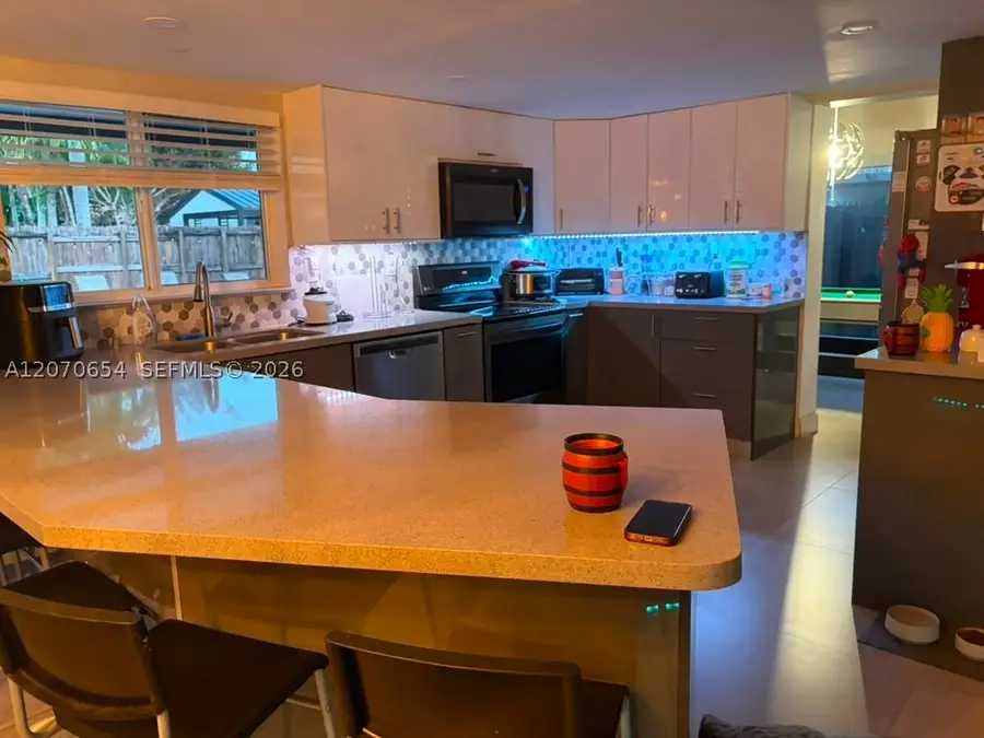 10051 SW 147th Pl, Miami, FL 33196 - #2