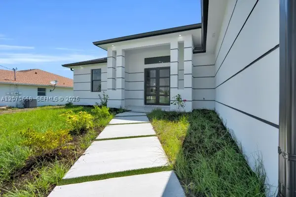 1413 NE 4th Pl, Cape Coral, FL 33909 - #2