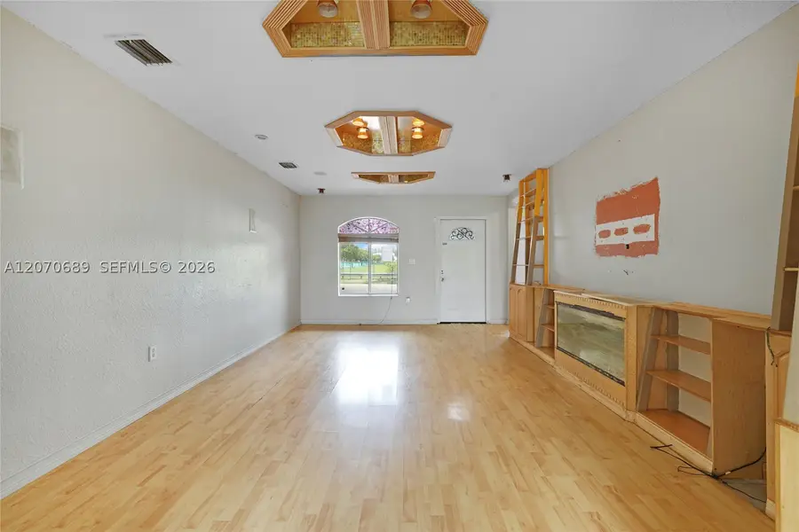 1714 NW 204th St, Miami Gardens, FL 33056 - #2