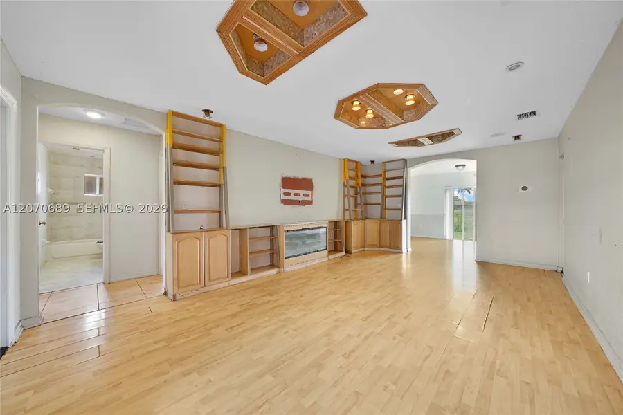 1714 NW 204th St, Miami Gardens, FL 33056 - #3