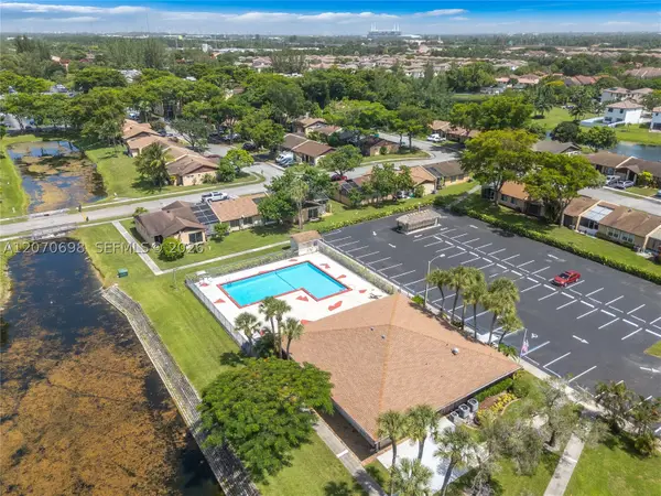 9291 E Elm Ln, Miramar, FL 33025