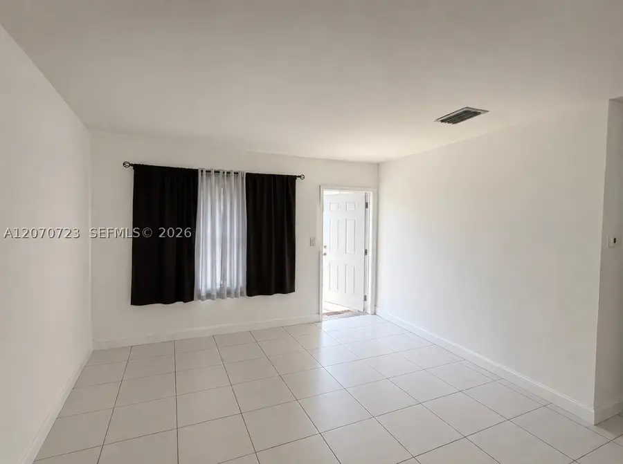 1041 NW 7th Ct, Hallandale Beach, FL 33009 - #2