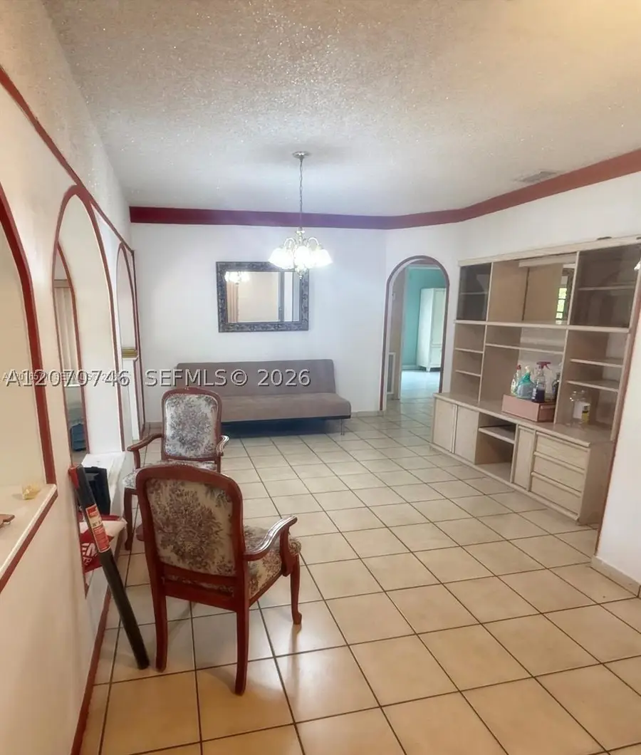 50 E 44th St, Hialeah, FL 33013 - #2