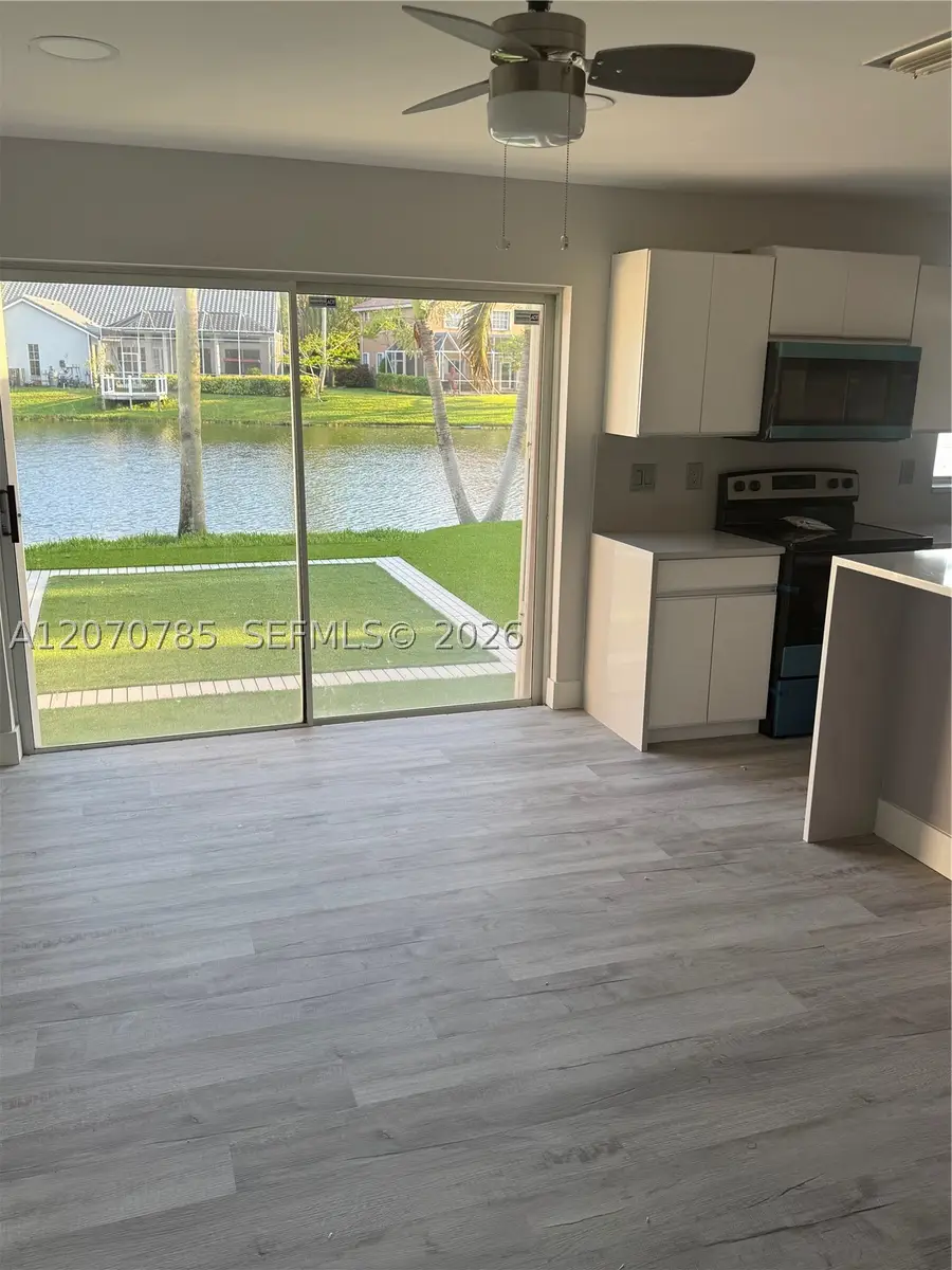 13950 Oak Ridge Dr, Davie, FL 33325 - #2