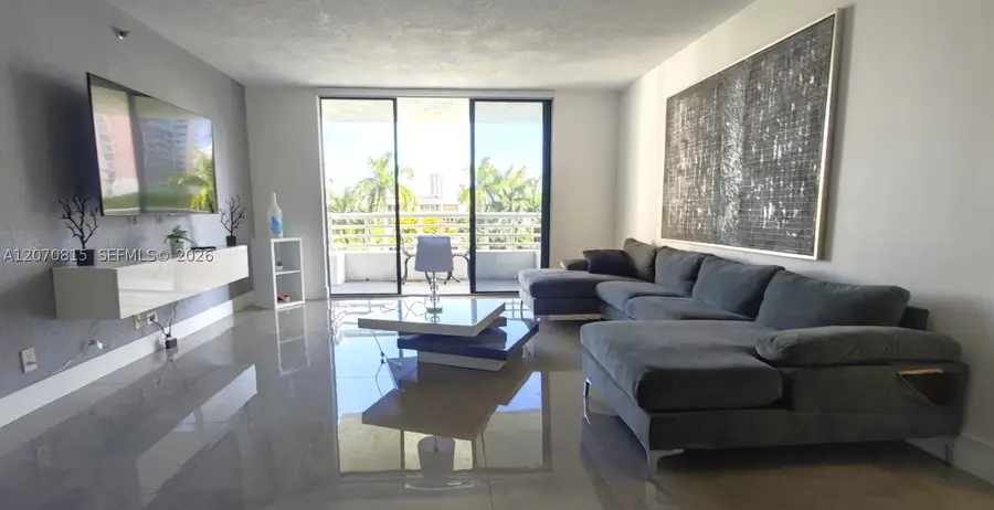 3300 NE 192nd St #517, Aventura, FL 33180 - #3