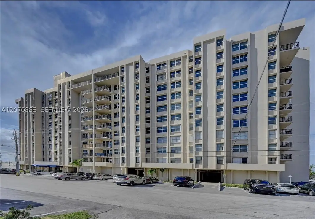 2881 NE 33rd Ct #5G, Fort Lauderdale, FL 33306 - #1