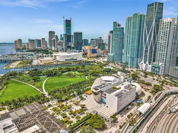 900 Biscayne Blvd #1708, Miami, FL 33132