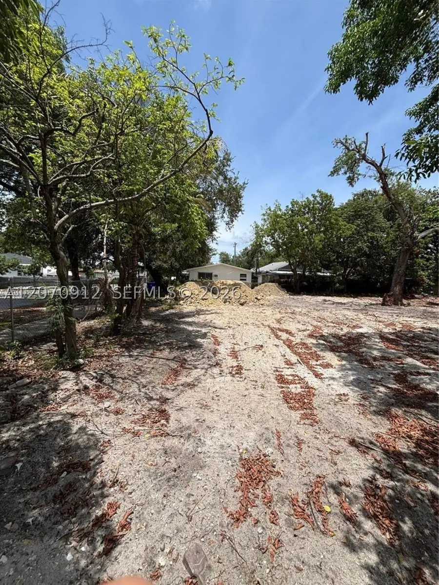 301 NE 58 St, Miami, FL 33137 - #2